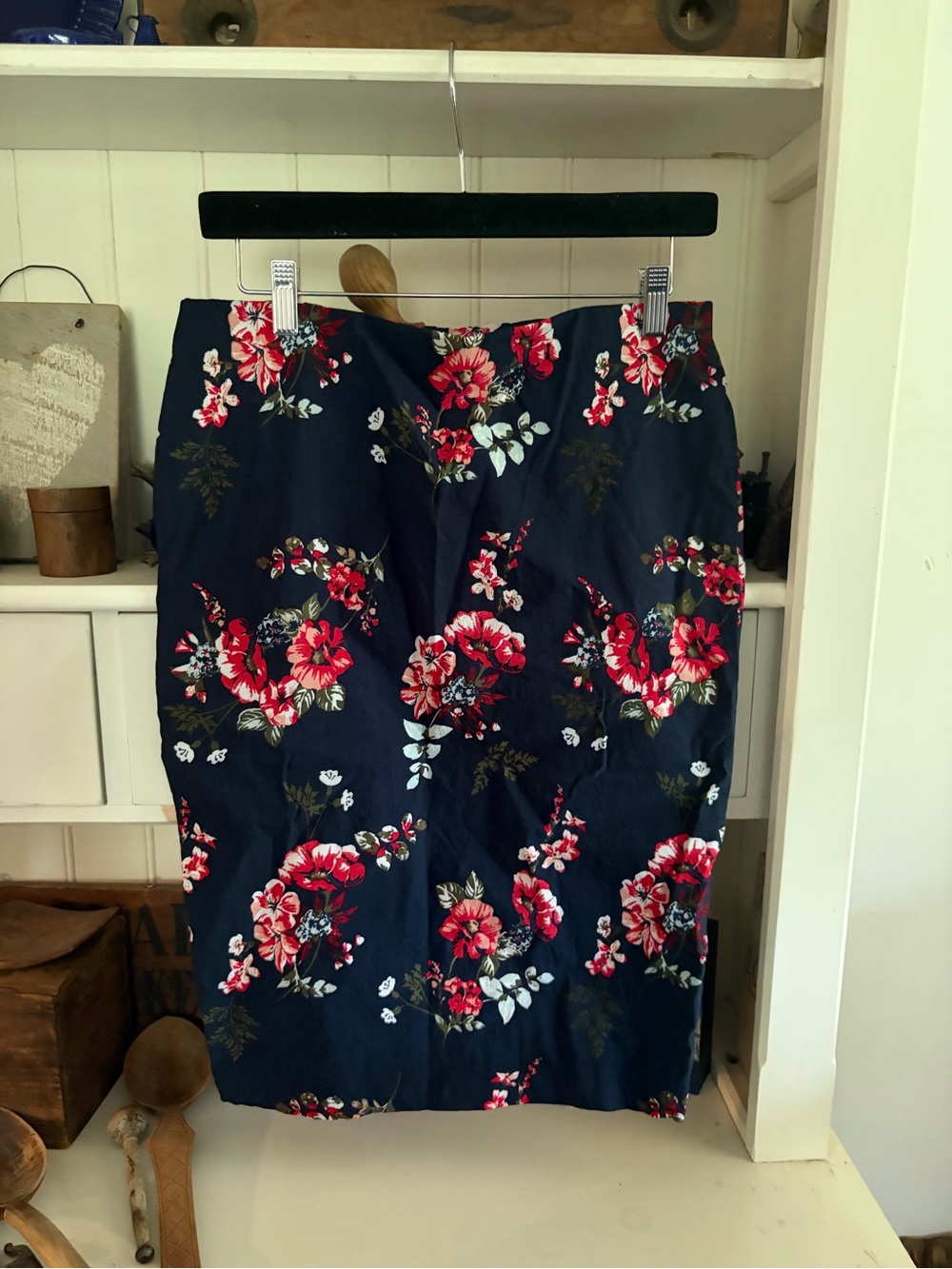 Jules & Leopold Floral Pencil Skirt - Navy with Red Floral Print